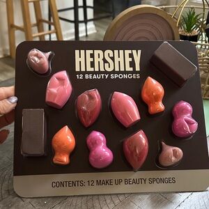 Hershey 12-Piece Pink and Brown Beauty Sponge Set